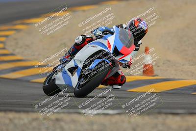 media/Jan-14-2023-SoCal Trackdays (Sat) [[497694156f]]/Turn 12 (120pm)/